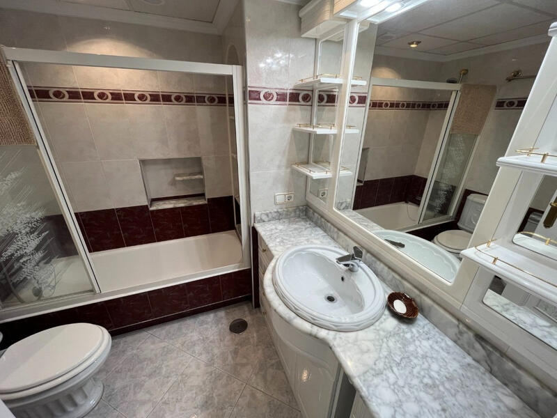 3 slaapkamer Appartement Te koop