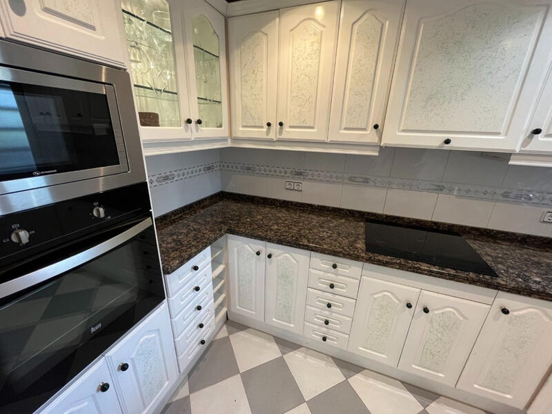 3 slaapkamer Appartement Te koop