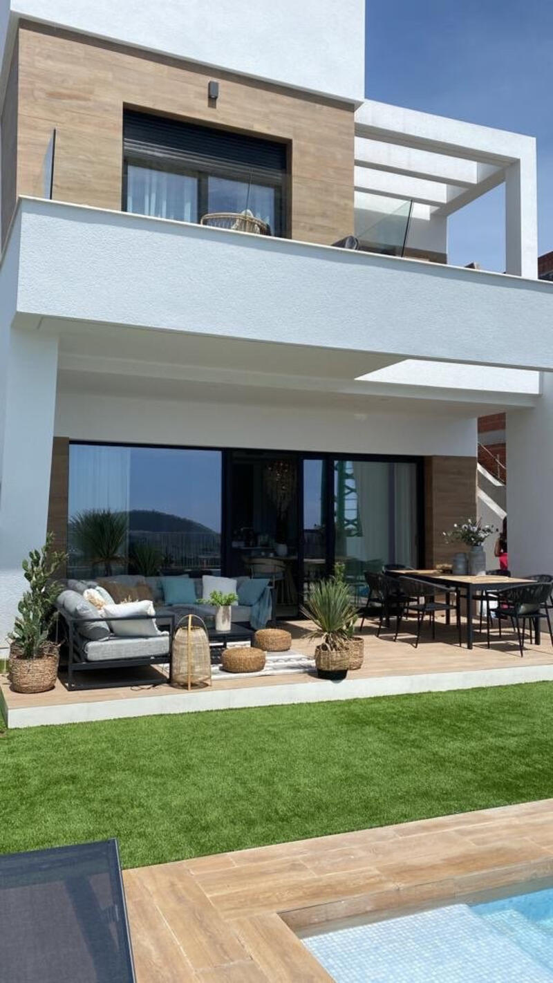 3 Cuarto Villa en venta