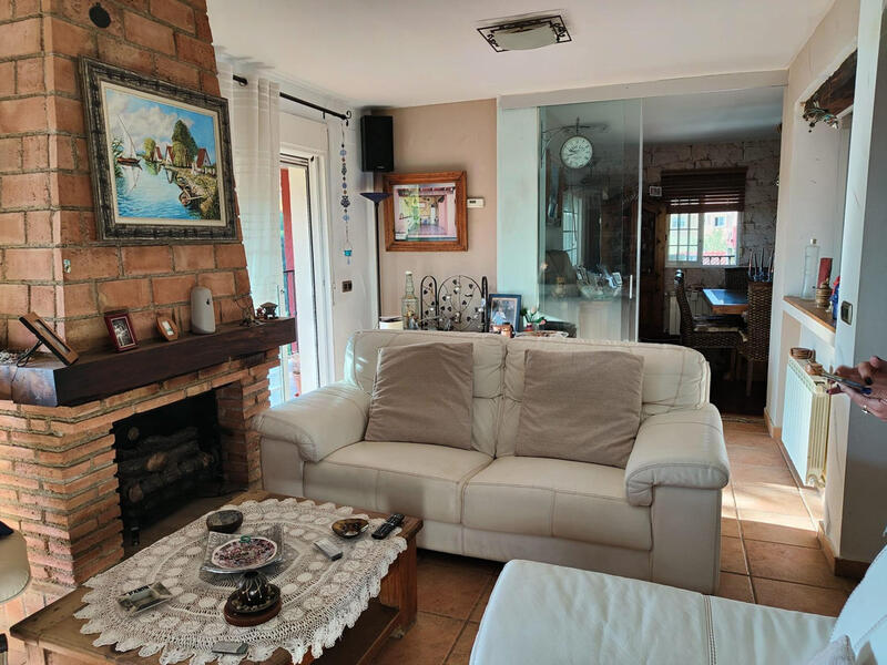 4 Schlafzimmer Villa zu verkaufen
