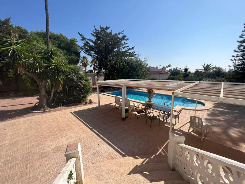 3 Schlafzimmer Villa zu verkaufen