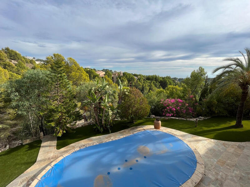 Villa til salgs i Altea, Alicante