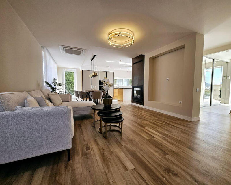 4 Schlafzimmer Villa zu verkaufen