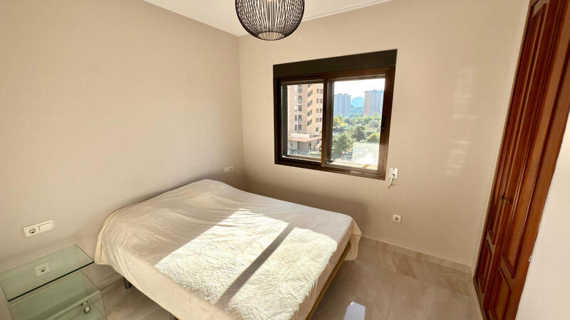 4 Schlafzimmer Appartement zu verkaufen