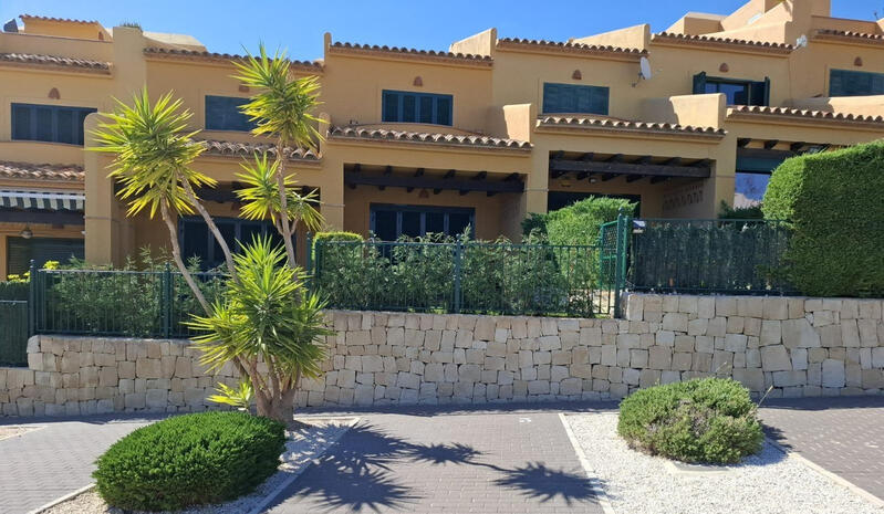 2 Cuarto Villa en venta