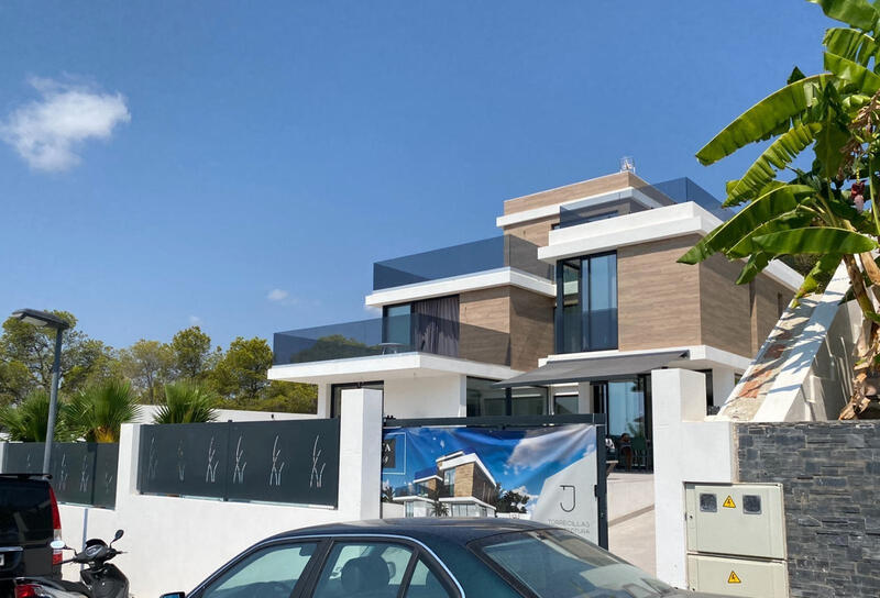 6 chambre Villa à vendre