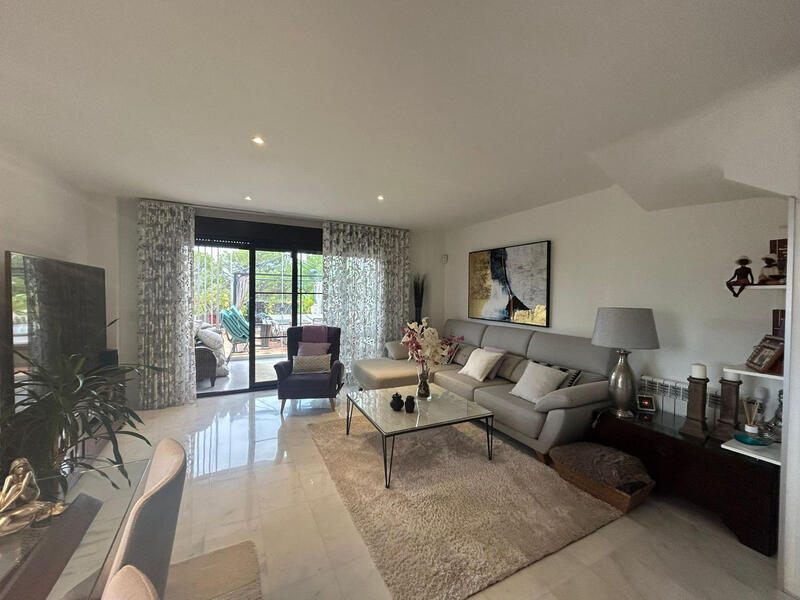 3 Cuarto Villa en venta