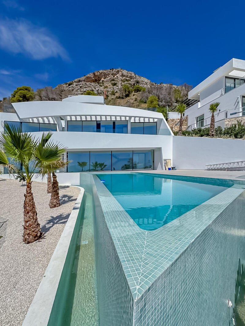4 Cuarto Villa en venta