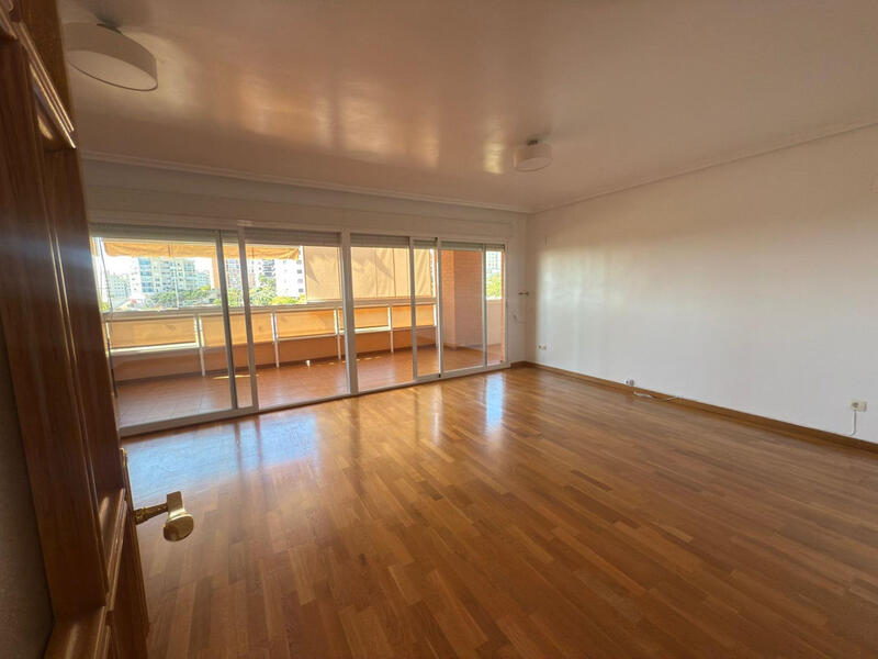 3 slaapkamer Appartement Te koop