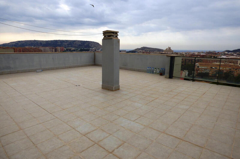 4 slaapkamer Appartement Te koop