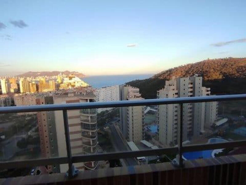 квартира продается в Villajoyosa, Alicante