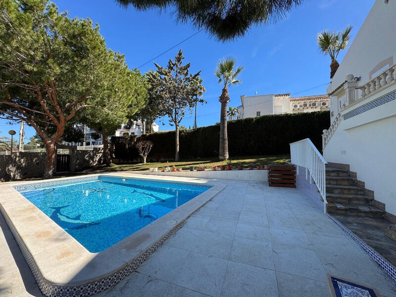 3 bedroom Villa for sale