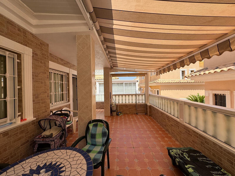 3 slaapkamer Villa Te koop