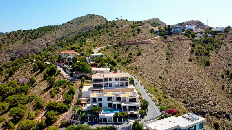 4 bedroom Villa for sale