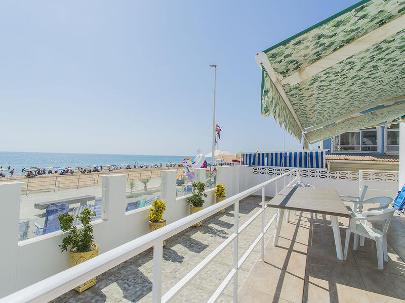 6 Cuarto Villa en venta