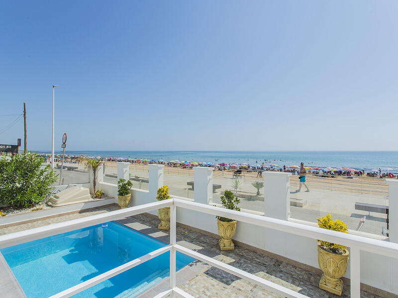 6 Cuarto Villa en venta