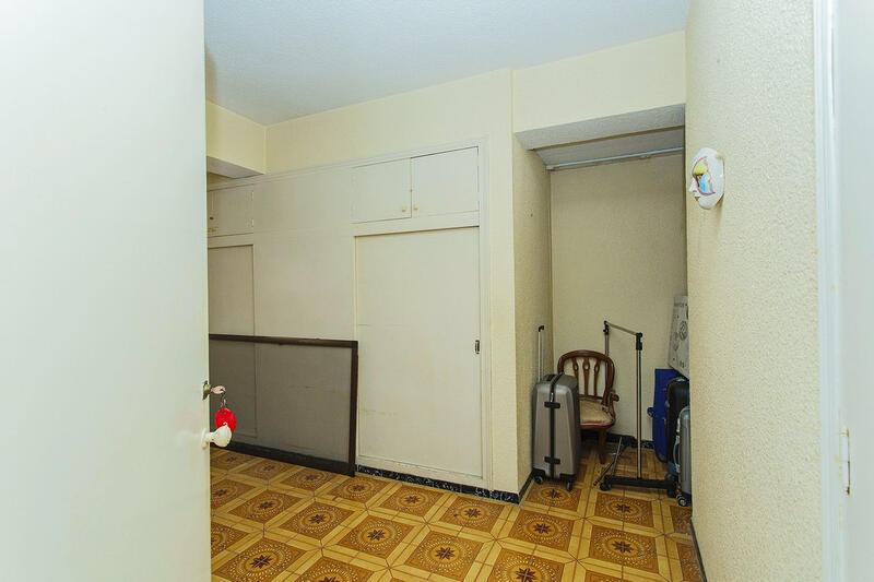 4 bedroom Apartment for sale