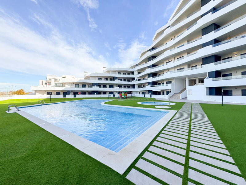 квартира продается в San Miguel de Salinas, Alicante