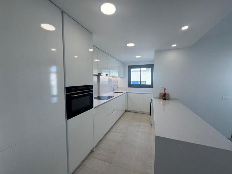 3 slaapkamer Appartement Te koop