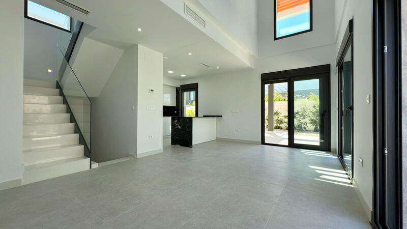 4 Cuarto Villa en venta