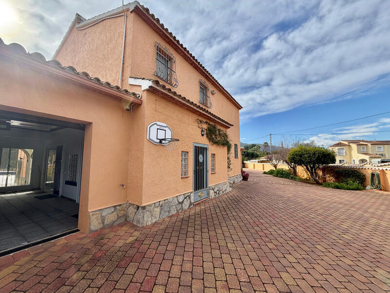 8 chambre Villa à vendre