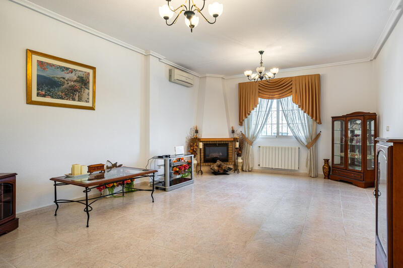 3 Schlafzimmer Villa zu verkaufen