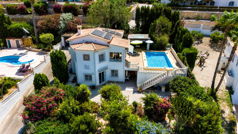 Villa en venta en Calpe, Alicante