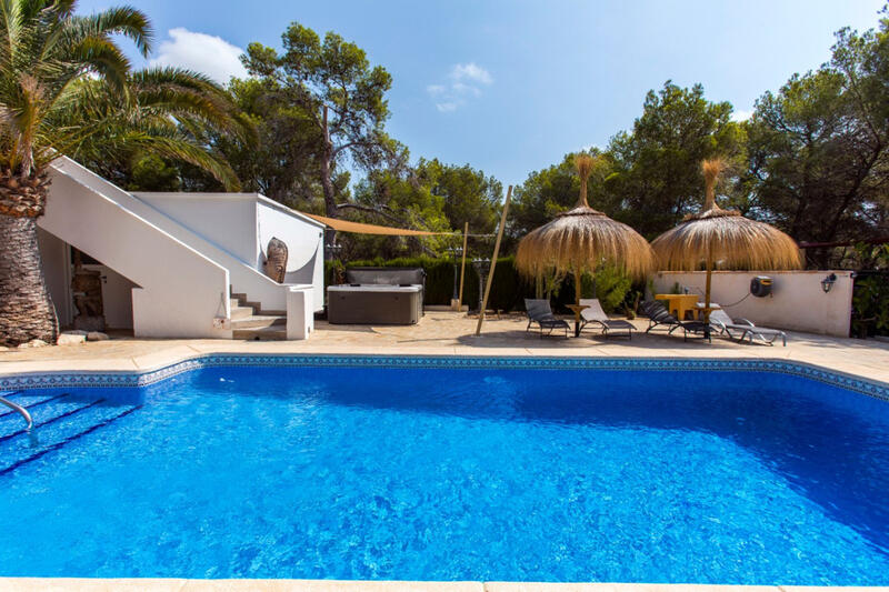 4 Cuarto Villa en venta