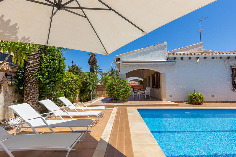 4 Schlafzimmer Villa zu verkaufen
