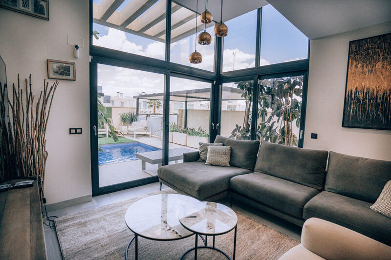 Villa à vendre dans Cabo Roig, Alicante