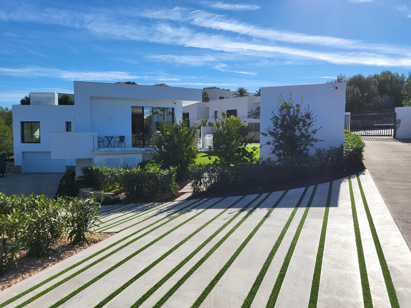 Villa till salu i Las Colinas Golf, Alicante