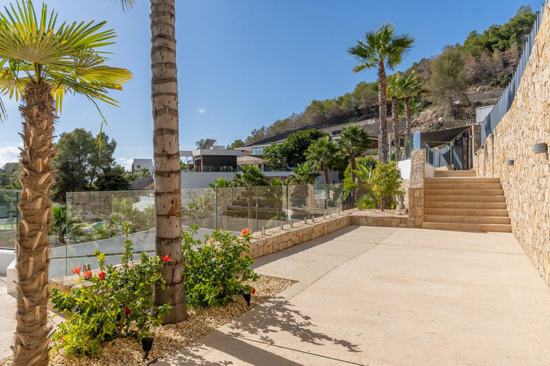 4 bedroom Villa for sale
