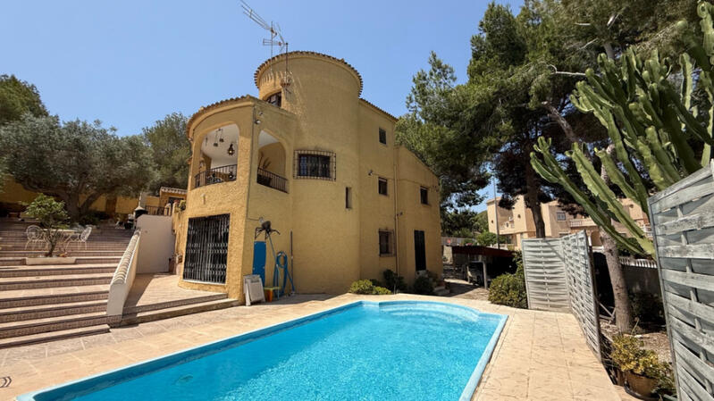 6 chambre Villa à vendre