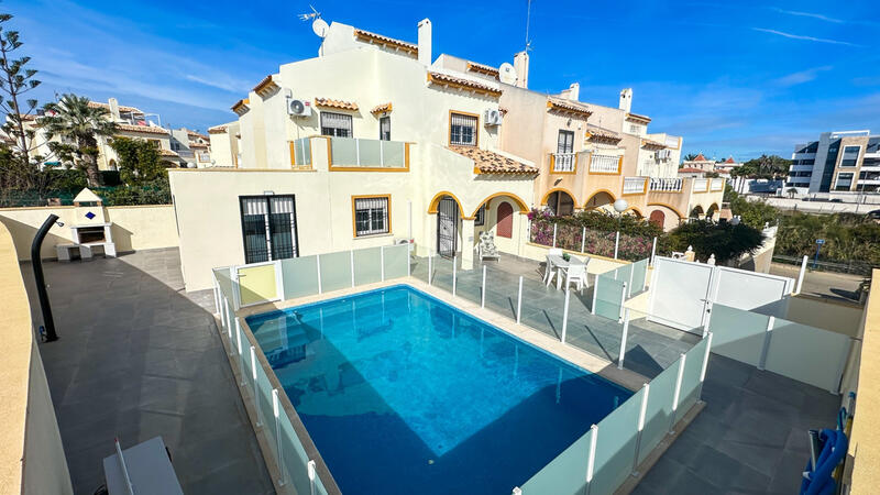 Stadthaus zu verkaufen in La Zenia, Alicante