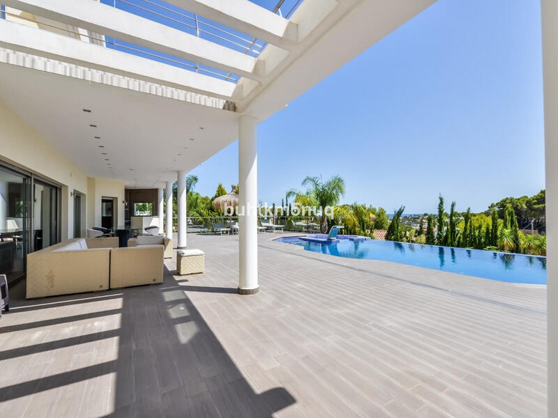 5 Schlafzimmer Villa zu verkaufen