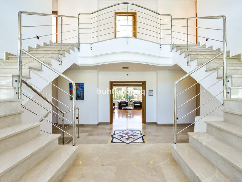 5 Schlafzimmer Villa zu verkaufen
