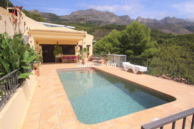 Villa til salg i Altea, Alicante