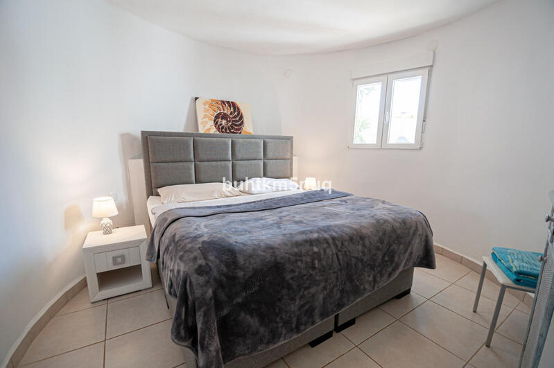 6 bedroom Villa for sale