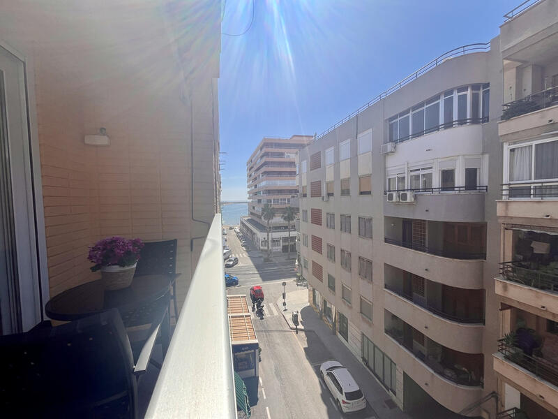 Leilighet til salgs i Torrevieja, Alicante