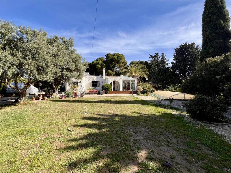 Villa en venta en Cabo Roig, Alicante