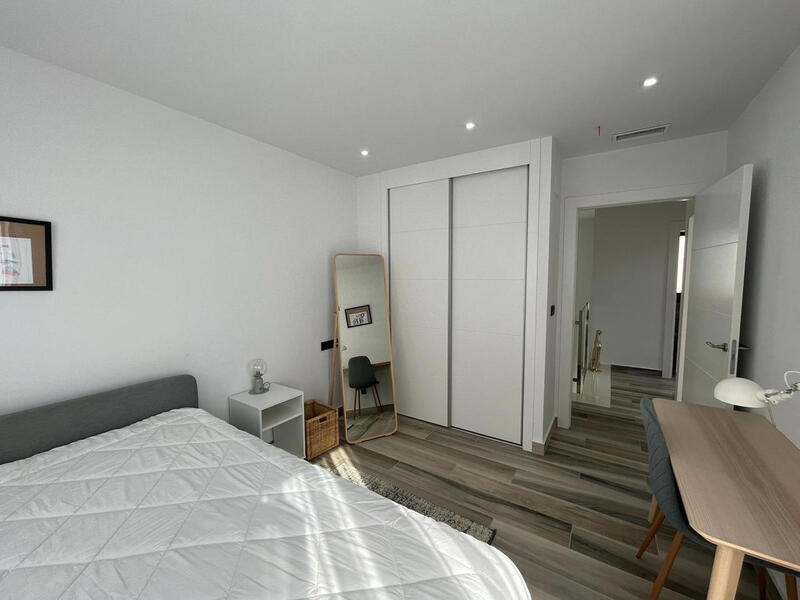 3 Cuarto Villa en venta