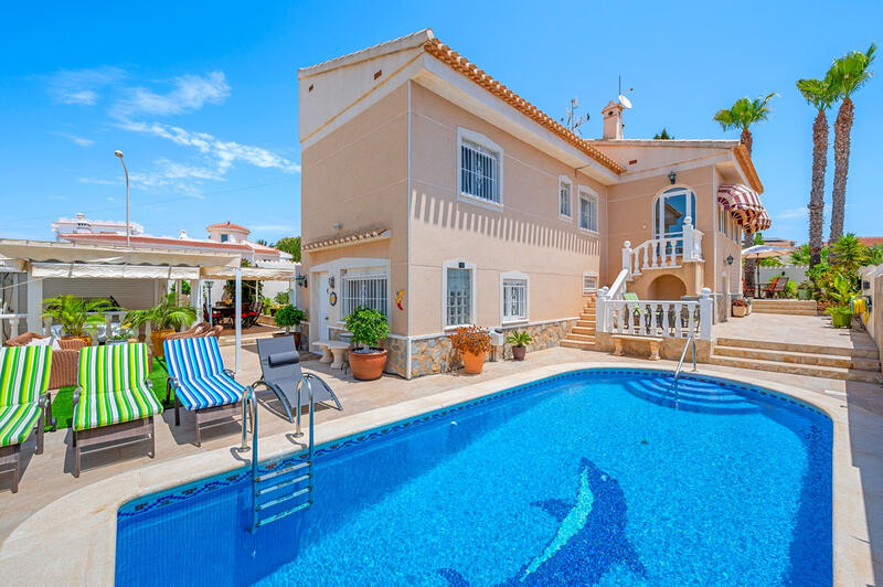 Villa til salg i Ciudad Quesada, Alicante