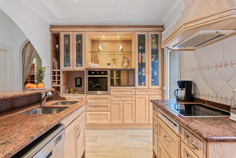 5 slaapkamer Villa Te koop