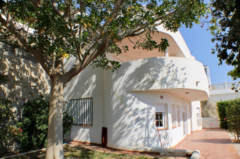 4 chambre Villa à vendre