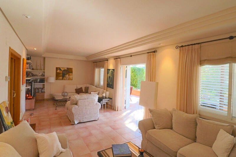 4 bedroom Villa for sale