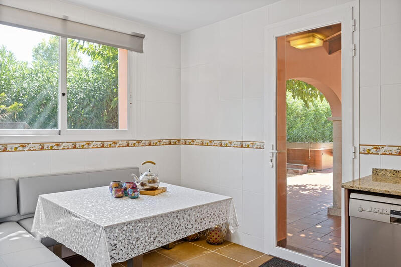 4 Cuarto Villa en venta