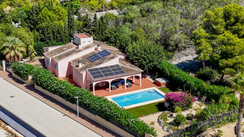 4 Cuarto Villa en venta