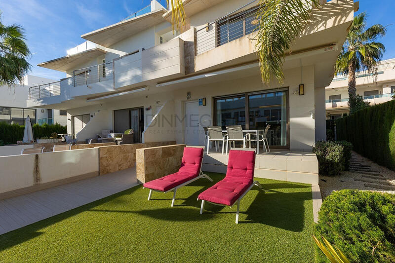3 bedroom Apartment for sale