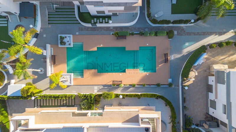 3 bedroom Apartment for sale