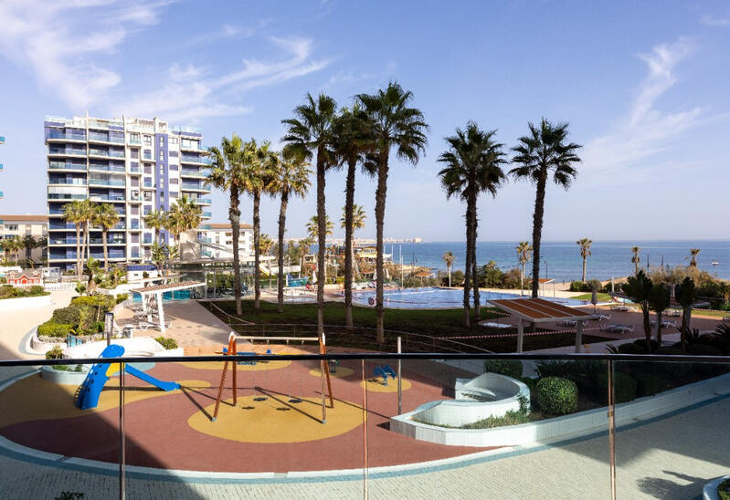 квартира продается в Punta Prima, Alicante